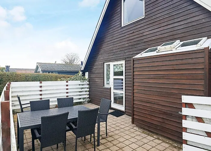 6 Person Holiday In Nyaraló